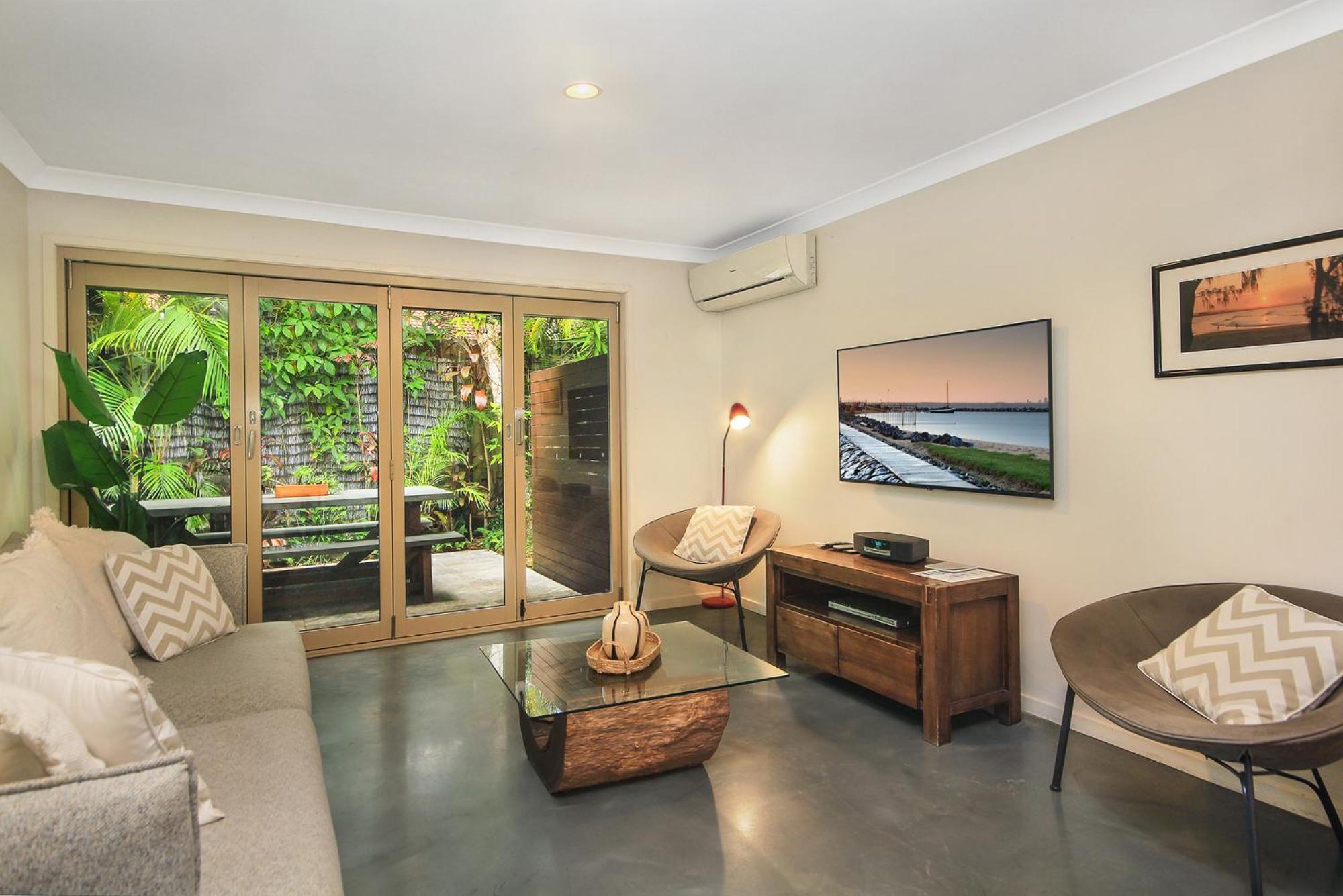 Byron Lakeside Holiday Apartments Байрън Бей Екстериор снимка