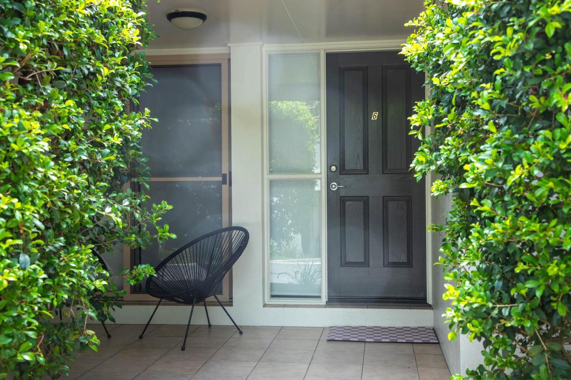 Byron Lakeside Holiday Apartments Байрън Бей Екстериор снимка